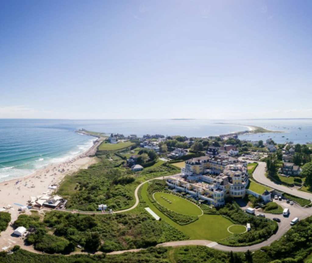 Engaged life, beach wedding, beachfront wedding venue, destination weddings, rhode island wedding 