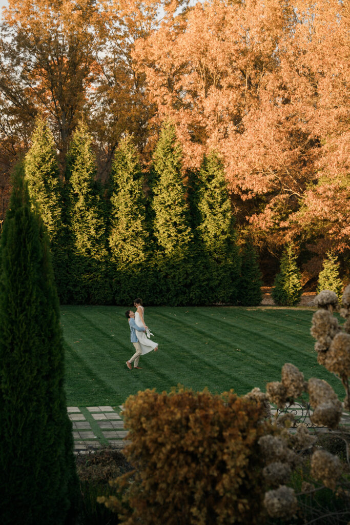 Romantic engagement portraits in Kentucky

Fall engagement session Tayvin Gardens

Golden hour engagement photos in Kentucky
