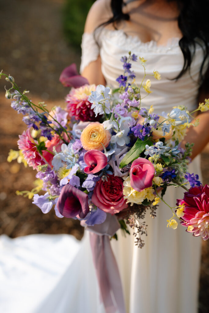 ranch wedding with colorful florals 

Northern California Sacramento wedding florist