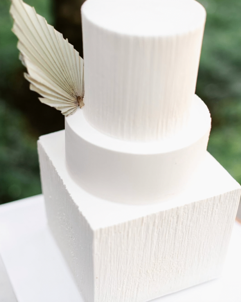 modern wedding cake ideas | minimalist