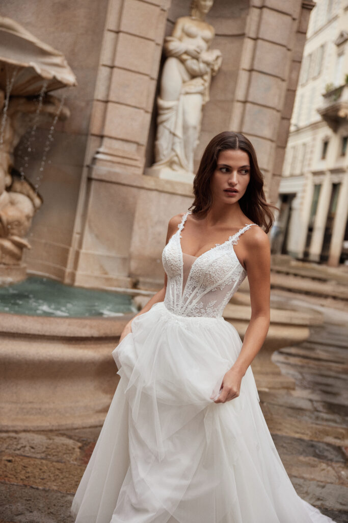 Destination wedding gown inspired by freedom and discovery, KOTAPSKA