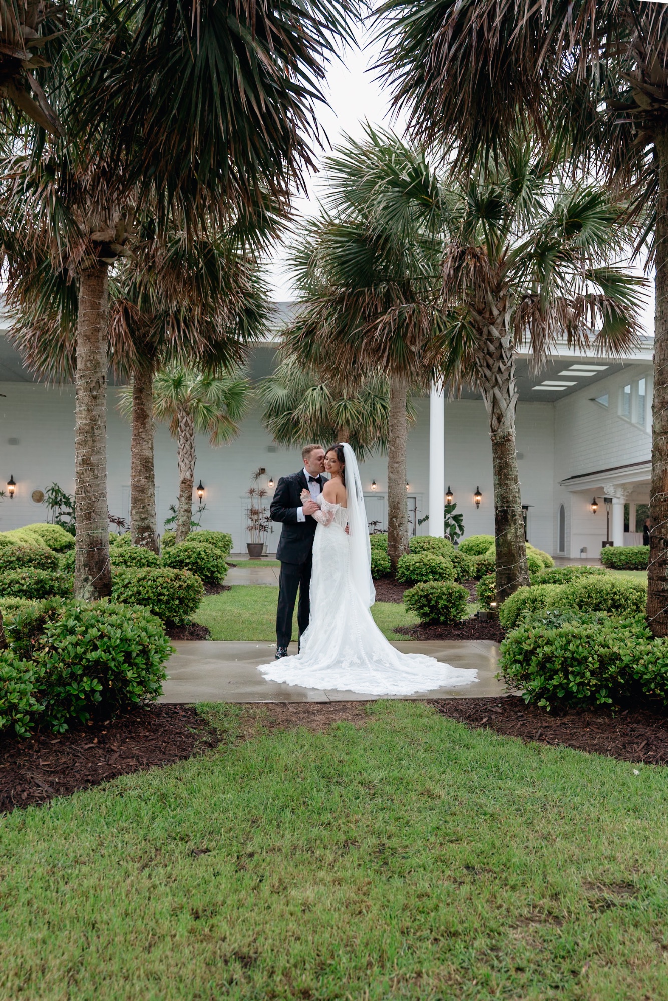 Caitlan Broadwell Photography LLC wedding photography